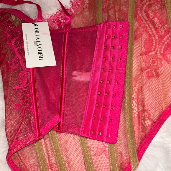 Oh La La Cheri Paris Hot Pink Lace Corset Bustier & Thong Set NWT - Picture 4 of 8